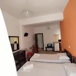 Galini & Aparthotel 3*
