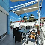 Aparthotel Galini &