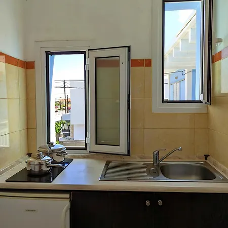 Aparthotel Galini &