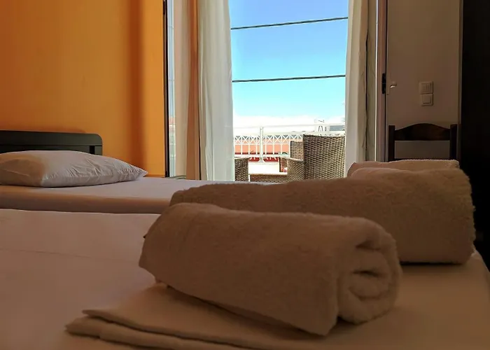 Ξενοδοχείο με διαμερίσματα Galini & 3*