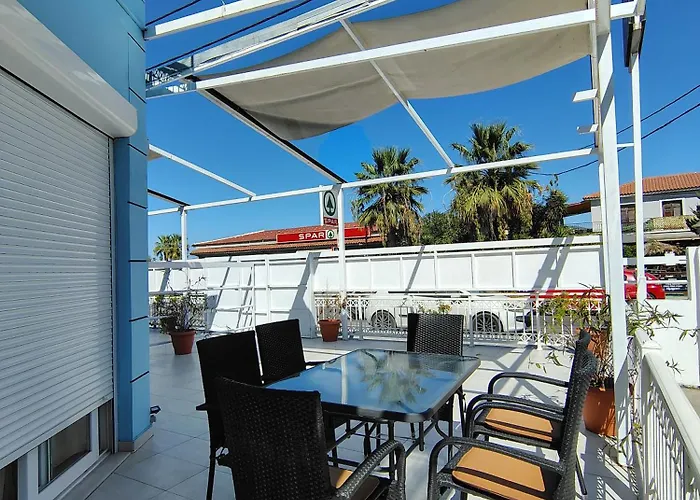 Ξενοδοχείο με διαμερίσματα Galini &