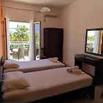 Galini & 3*