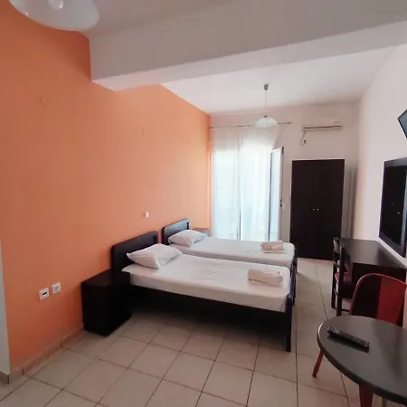 Aparthotel Galini & 3*