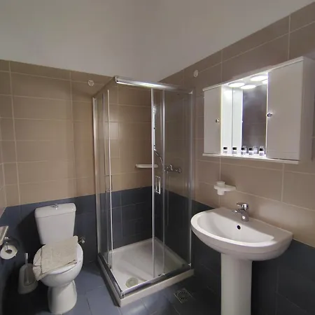 Aparthotel Galini & 3*